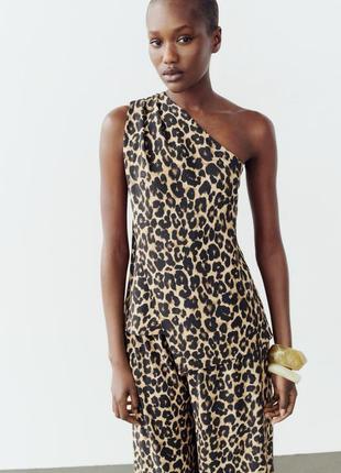 Топ леопард zara
