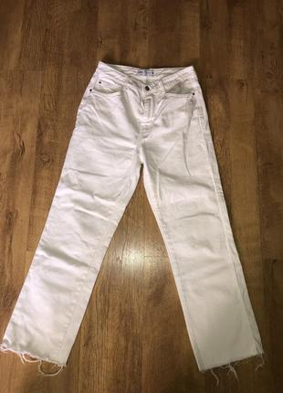 Джинси straight прямі білі zara зара