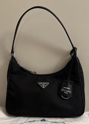 Сумка prada re edition 2000