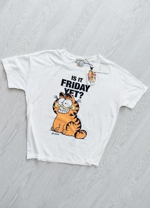 Стильная новая футболка хлопковая от stradivarius