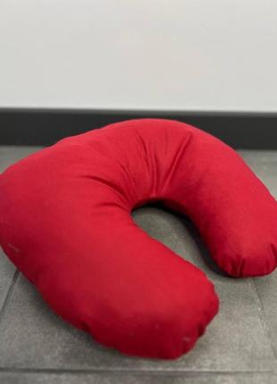 Дорожная подушка9 фото