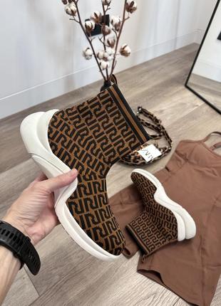Челси коричневые river island 37,5 38 размер ботиночки кроссовки- носки