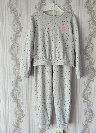 Спортивний костюм на дівчинку на 6-7 років