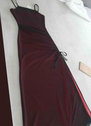 Вечірня сукня в кольорі бордо з сіткою3 фото