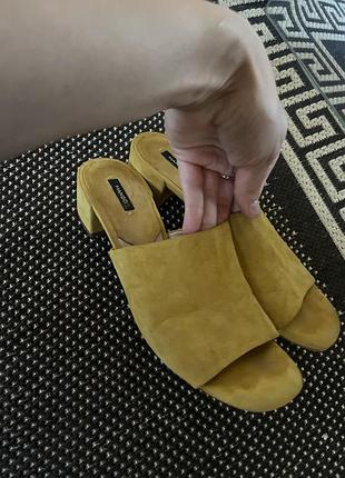 Мюли тапочки замшовая горчичная обувь шлепанцы натур
