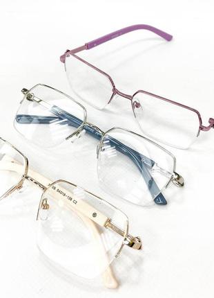 Коригувальні окуляри для зору жіночі напівобідкові в металевій оправі пластикові дужки на флексах6 фото