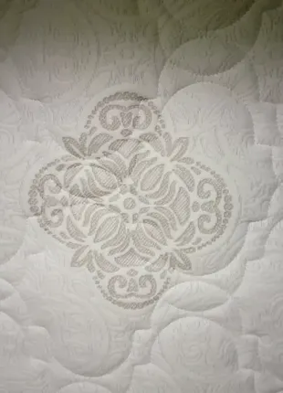 Кровать, матрас, наматрасник