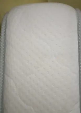 Кровать, матрас, наматрасник