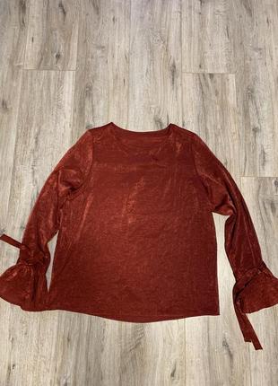 Приятная на ощупь легкая кофточка