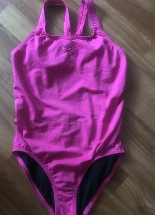 Спортивный купальник speedo