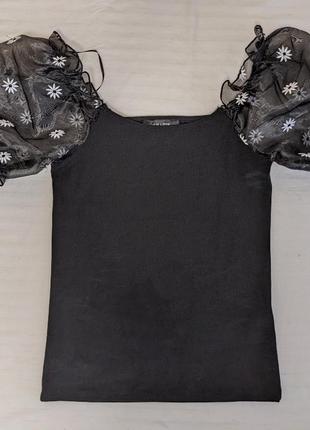 Кофточка с объемными рукавами