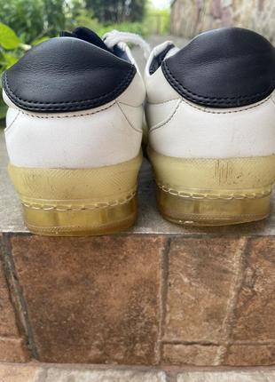Кросівки zara з силіконовою підошвою.3 фото