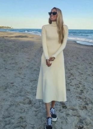 Красива віскозна сукня від zara