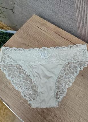 Красивые трусики calvin klein5 фото