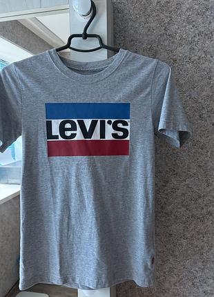 Футболка levi’s