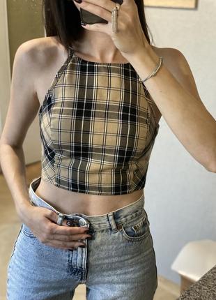 Топ майка в клетку stradivarius