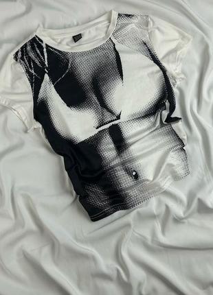 Трендова футболка shein