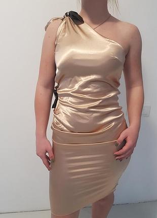 Двостороннє плаття