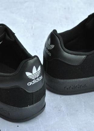 Кросівки adidas5 фото