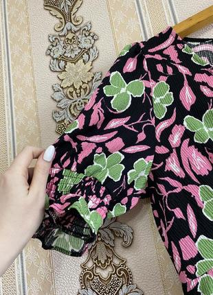 Стильна літня сукня міді, плаття жатка, чорне з рожевим та зеленим плаття, сарафан2 фото