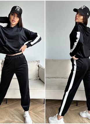 Спортивный костюм велюровый