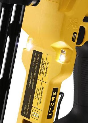Степлер скобозабивной аккумуляторный бесщёточный dewalt dcfs950n 7
