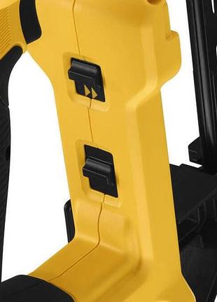Степлер скобозабивной аккумуляторный бесщёточный dewalt dcfs950n 6