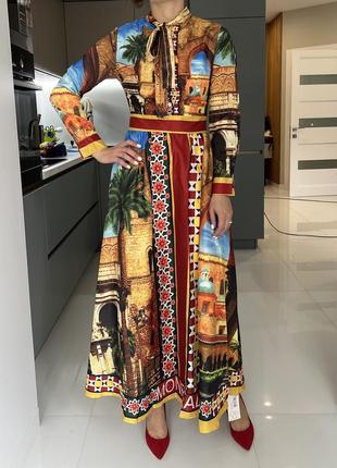 Невероятно красивое платье новое