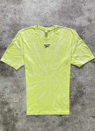 Футболка reebok