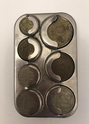 Карманная монетница