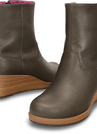 Crocs крокс ботинки из натуральной кожи a-leigh leather bootie espresso walnut
