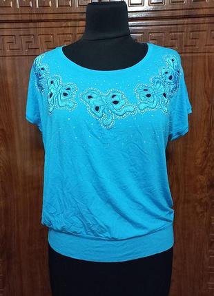 Жіноча футболка 48-52 розміру, бірюзова зі стразами, б.у.