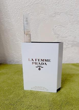 Prada la femme💥original мініатюра пробник mini spray 1,2 мл у книжці7 фото