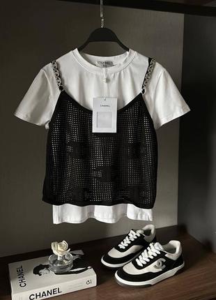 Футболка в стилі chanel біла чорна сітка бавовна