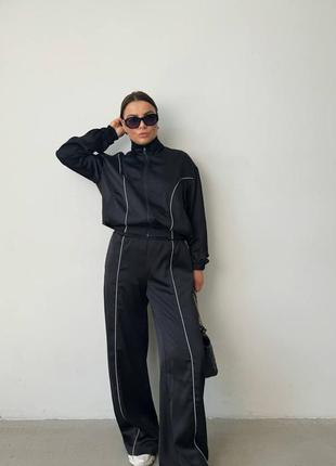 Шикарна новиночка
костюм куртка та штанці