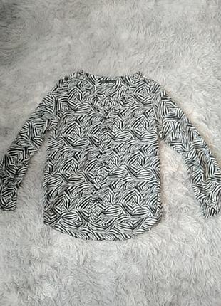 Блузка в модний принт