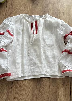 Дитяча вишиванка на дівчинку