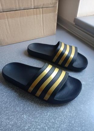 Шльопанці Salmon adidas adilette