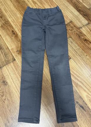 Брюки на девочку 7-8 лет