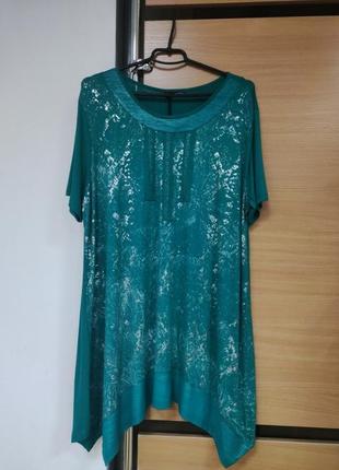 Жіноча туніка великого розміру