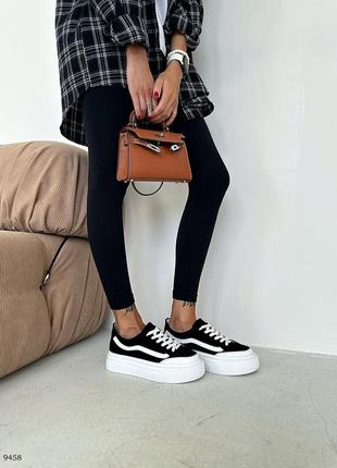 Кросівки кеди жіночі на білій підошві