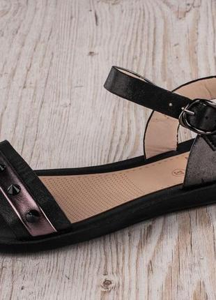 Босоніжки 36р