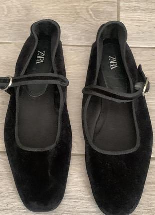 Оксамитові балетки zara