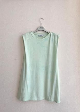 Удлиненная футболка с эффектом градиента в стиле oversize