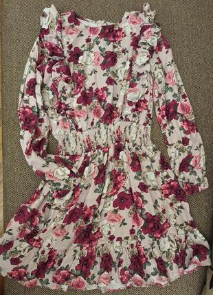 Надзвияайной краси сукня від mayoral