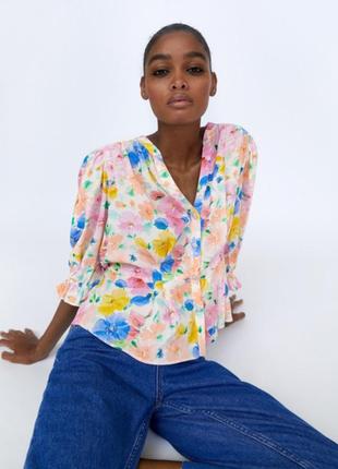Яркая блуза zara размера l