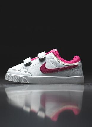 Дитячі кросівки nike capri