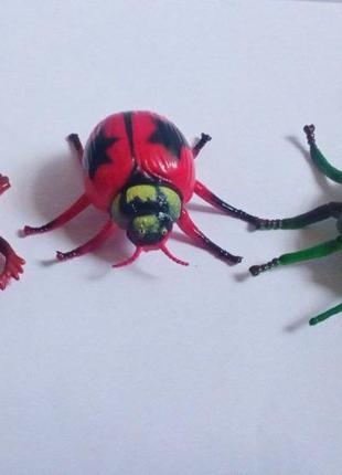Игрушки в наборе насекомых2 фото