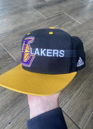 Кепка lakers / бейсболка