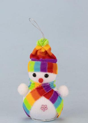 Декор новогодний снеговик 14см в шапочке радужной